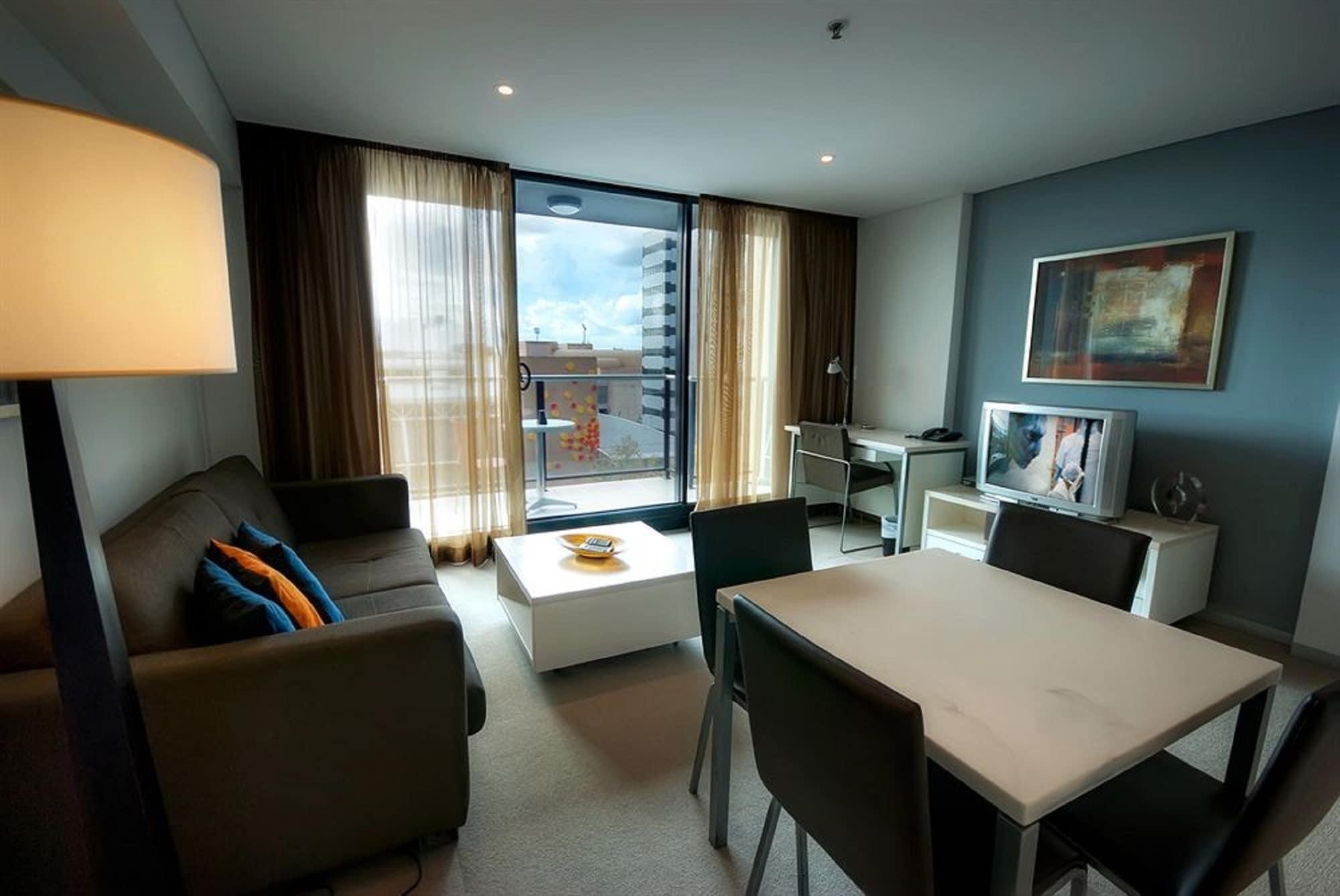 La Loft Apartments North Terrace Adelaïde Extérieur photo